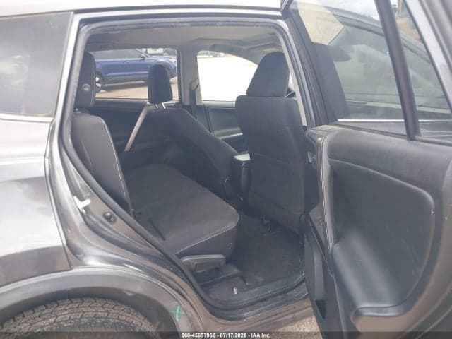 2018 TOYOTA RAV4 XLE 8