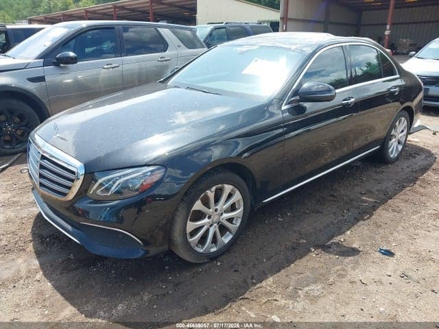 2017 MERCEDES-BENZ E 300 2