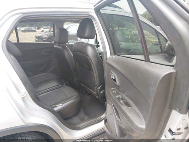2019 CHEVROLET TRAX LT 8