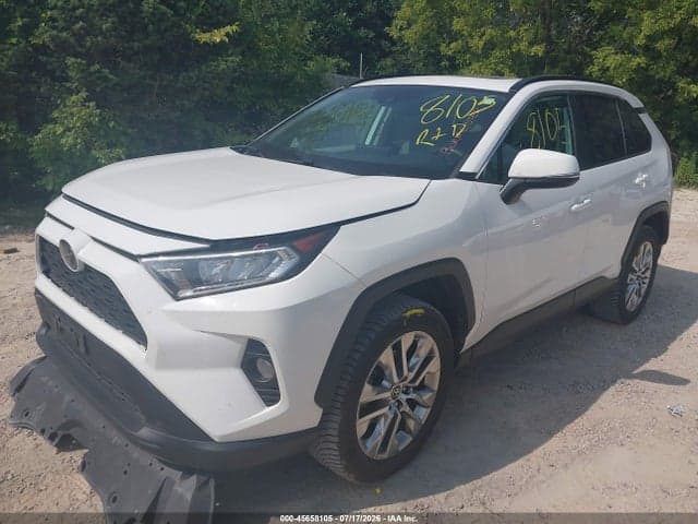2020 TOYOTA RAV4 XLE PREMIUM 2