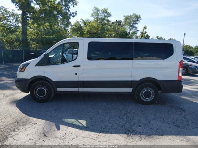 2019 FORD TRANSIT-150 XL 17