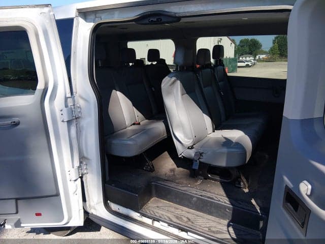2019 FORD TRANSIT-150 XL 8