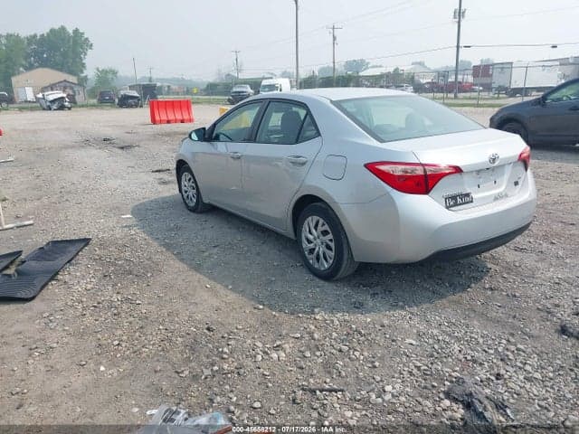2018 TOYOTA COROLLA LE 3