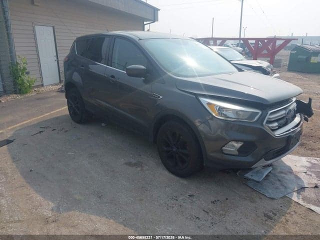 2017 FORD ESCAPE SE - 1