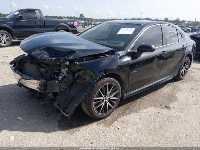 2023 TOYOTA CAMRY SE 2