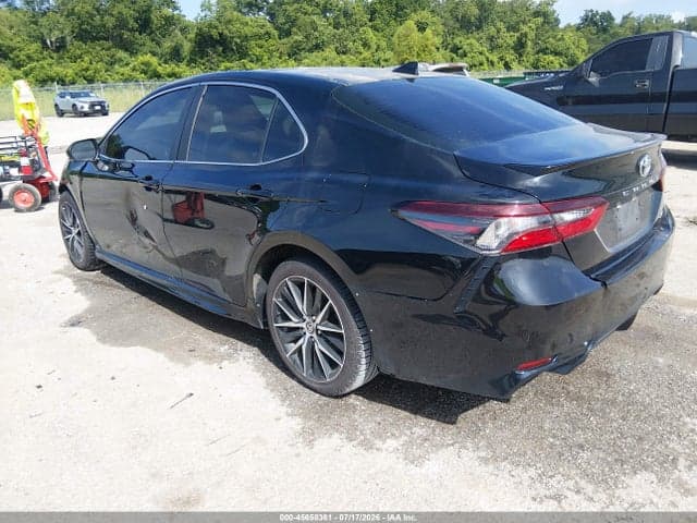 2023 TOYOTA CAMRY SE 3