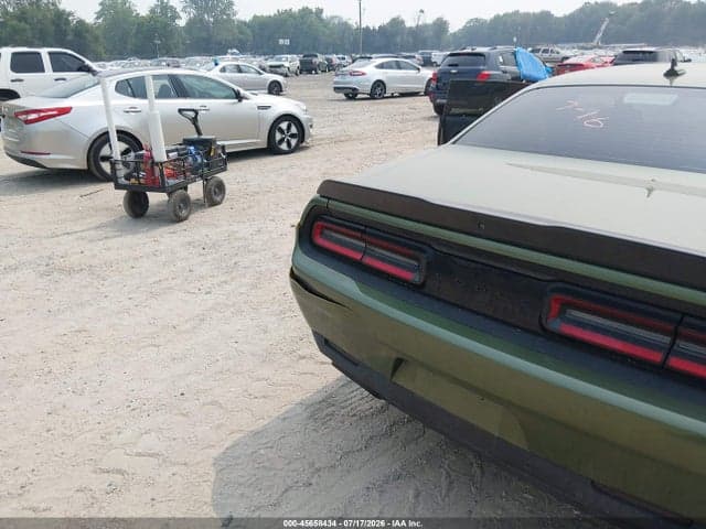 2022 DODGE CHALLENGER R/T 14