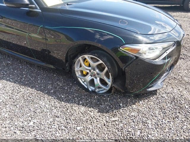 2020 ALFA ROMEO GIULIA TI RWD 6