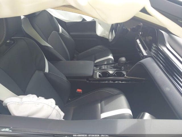 2026 TOYOTA CAMRY SE 5