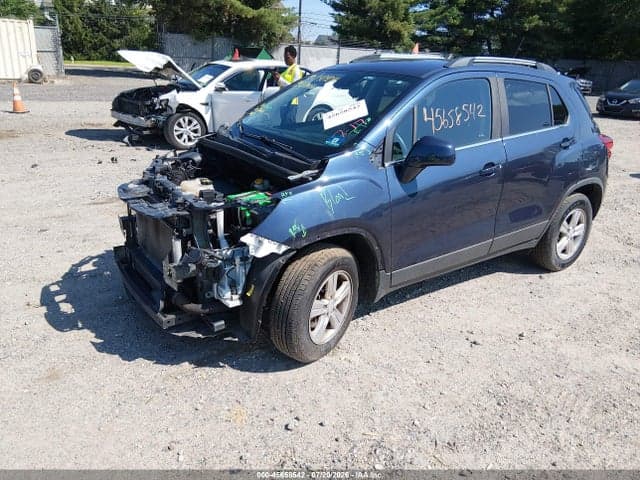 2018 CHEVROLET TRAX LT 2