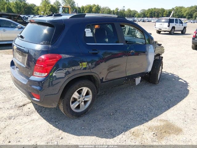 2018 CHEVROLET TRAX LT 4