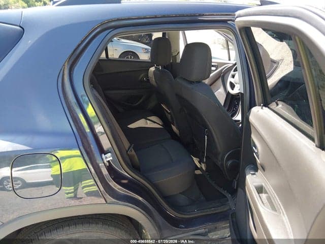 2018 CHEVROLET TRAX LT 8