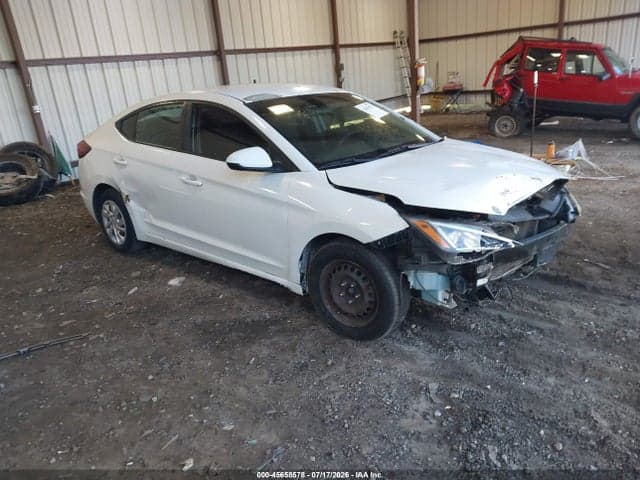 2019 HYUNDAI ELANTRA SE 1
