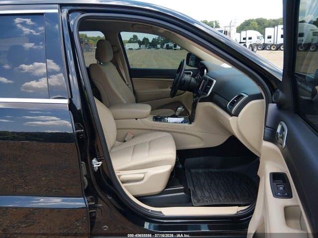 2019 JEEP GRAND CHEROKEE LAREDO E 4X4 5