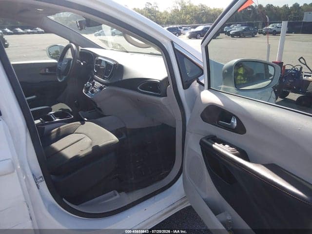 2018 CHRYSLER PACIFICA TOURING PLUS 5