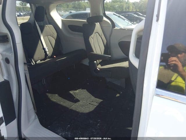 2018 CHRYSLER PACIFICA TOURING PLUS 8