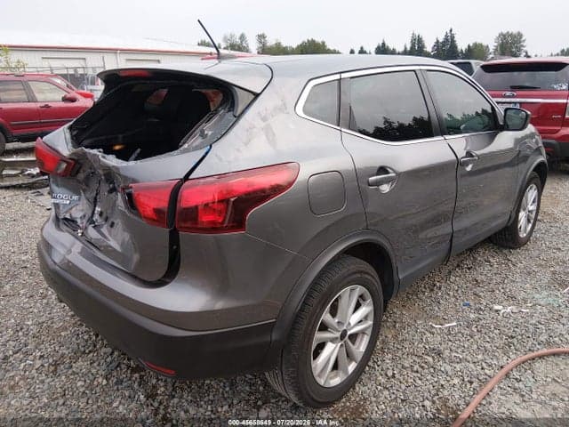 2017 NISSAN ROGUE SPORT S 4
