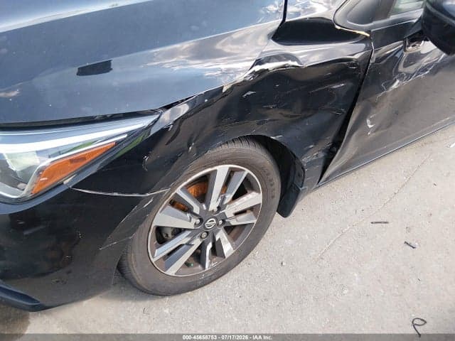 2020 NISSAN VERSA SV XTRONIC CVT 18