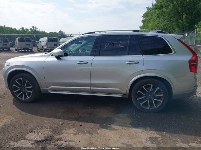 2018 VOLVO XC90 T5 MOMENTUM 15