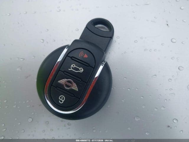2018 MINI COUNTRYMAN COOPER 11