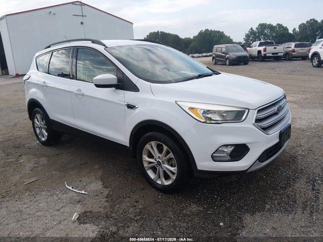 2018 FORD ESCAPE SE 1