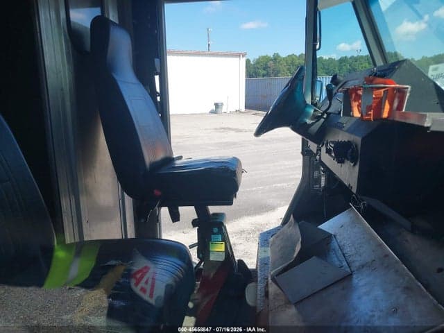 2018 FORD E-350 STRIPPED 5