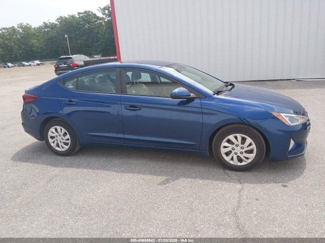 2019 HYUNDAI ELANTRA SE 13