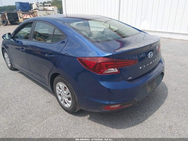 2019 HYUNDAI ELANTRA SE 3
