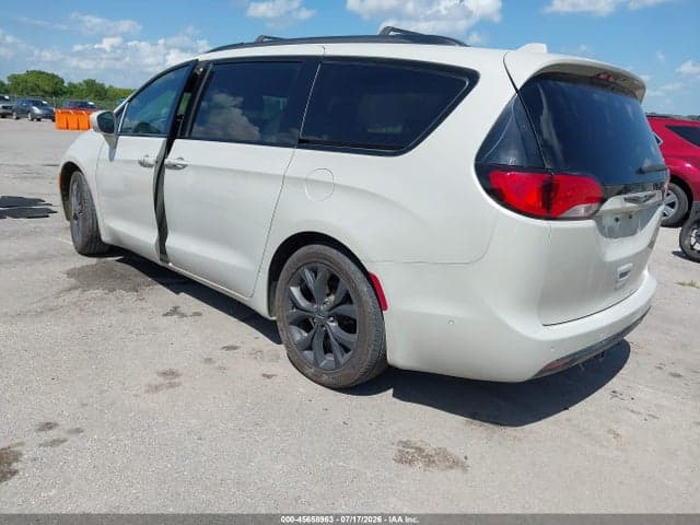 2019 CHRYSLER PACIFICA TOURING L PLUS 3