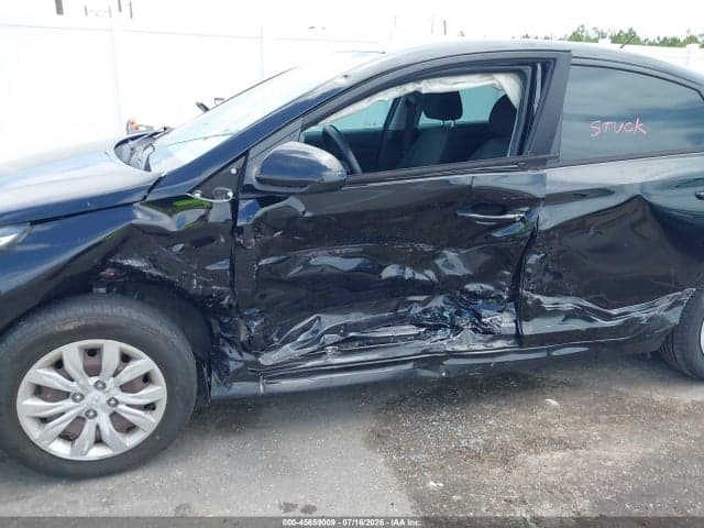 2021 HYUNDAI ACCENT SE 6