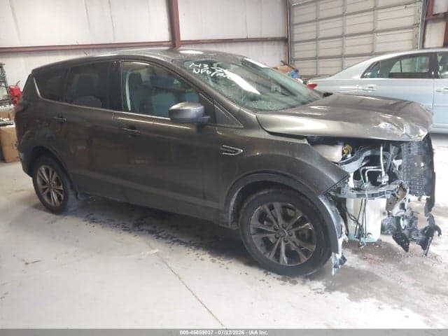 2017 FORD ESCAPE SE - 1
