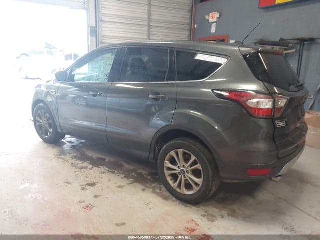 2017 FORD ESCAPE SE 3