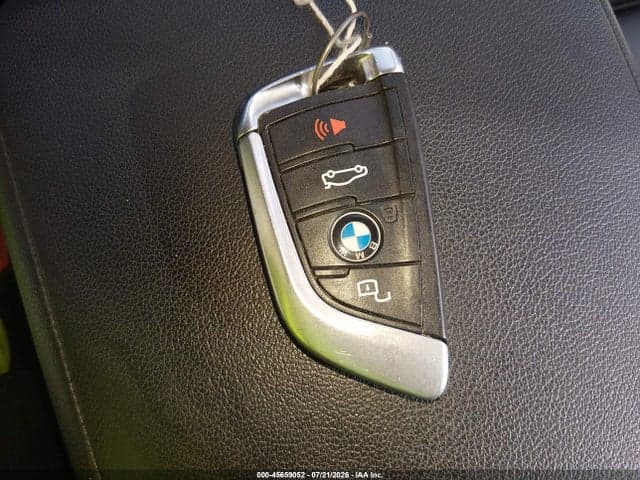2019 BMW 330I 11