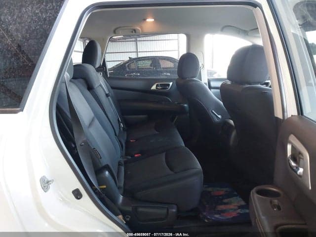 2018 NISSAN PATHFINDER SV 8