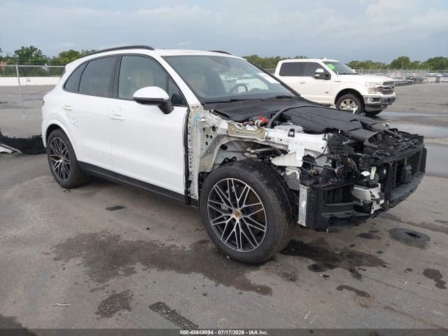2024 PORSCHE CAYENNE