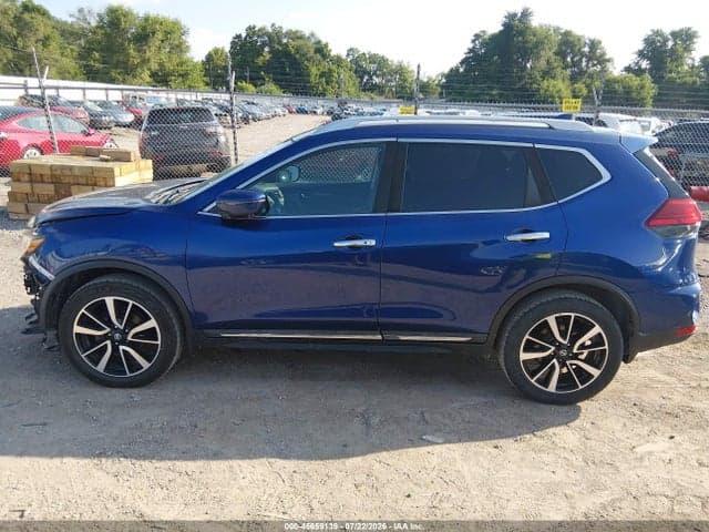 2017 NISSAN ROGUE S/SL/SV 14