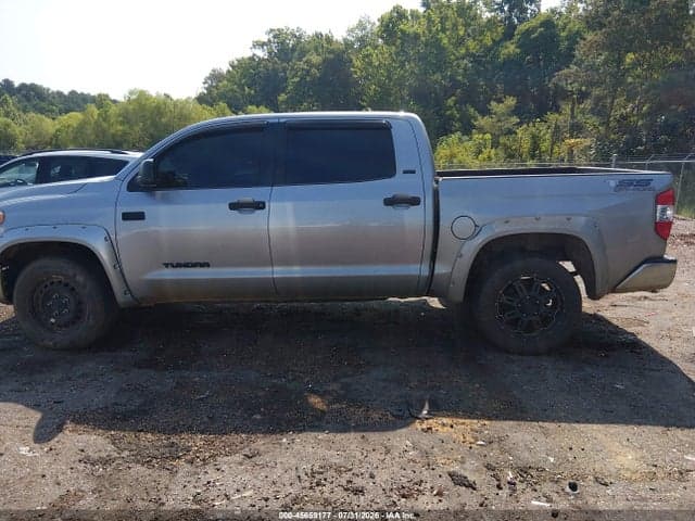 2017 TOYOTA TUNDRA SR5 5.7L V8 15