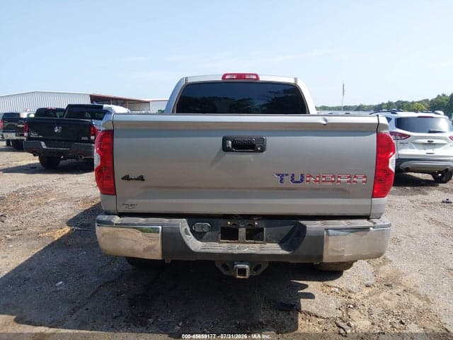 2017 TOYOTA TUNDRA SR5 5.7L V8 17