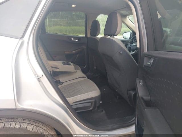 2020 FORD ESCAPE SE 8