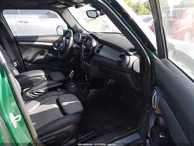 2024 MINI HARDTOP COOPER S 5