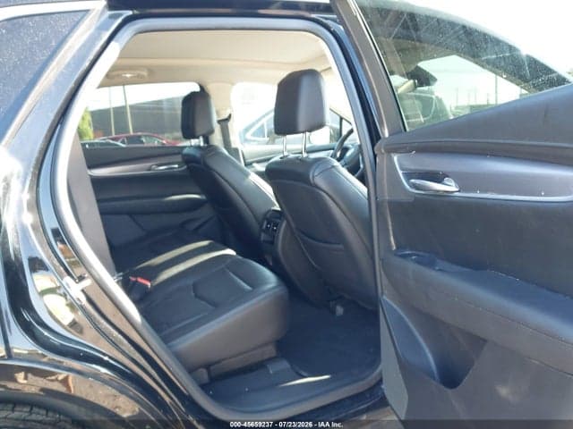 2018 CADILLAC XT5 LUXURY 8