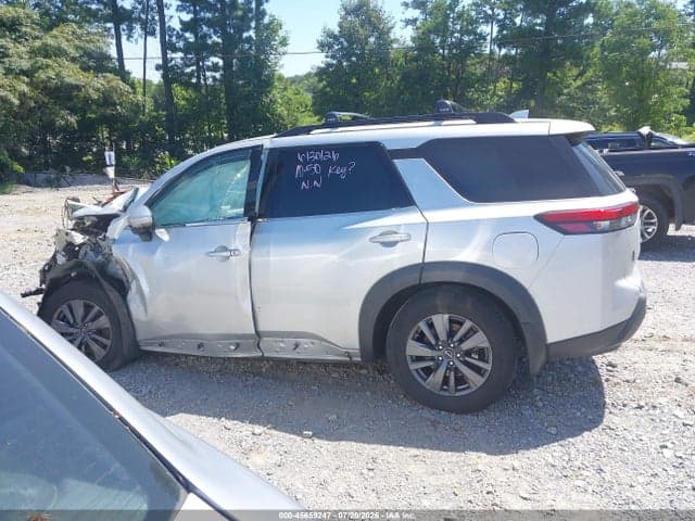 2022 NISSAN PATHFINDER SV 4WD 13
