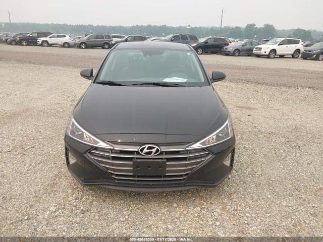 2020 HYUNDAI ELANTRA SE 17