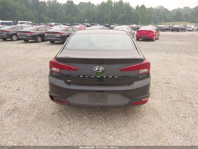2020 HYUNDAI ELANTRA SE 21
