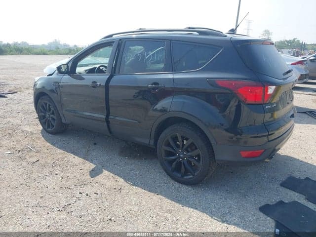 2019 FORD ESCAPE SE 3