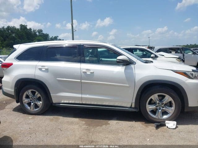 2018 TOYOTA HIGHLANDER LIMITED 13