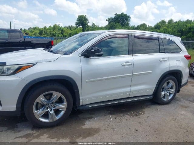 2018 TOYOTA HIGHLANDER LIMITED 14