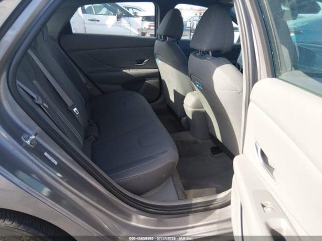 2023 HYUNDAI ELANTRA SEL 8