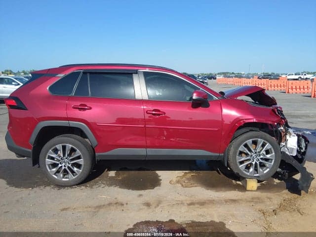 2022 TOYOTA RAV4 XLE PREMIUM 13
