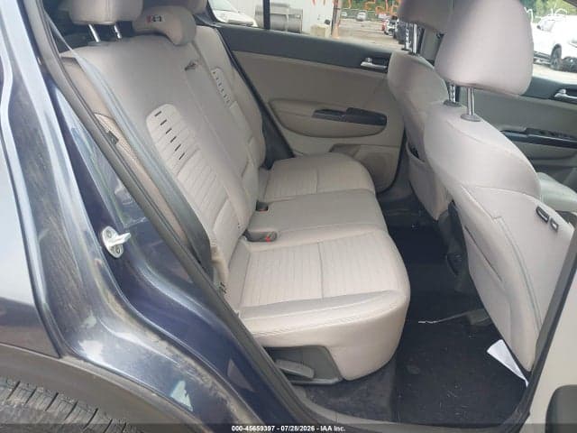 2018 KIA SPORTAGE LX 8